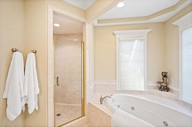 89-web-or-mls-6463 Werk Rd (89 of 121)