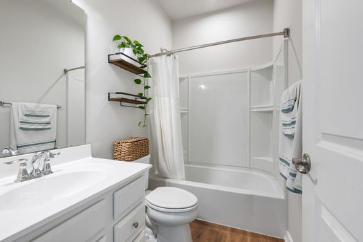 21-web-or-mls-3635 Kassidy (21 of 51)