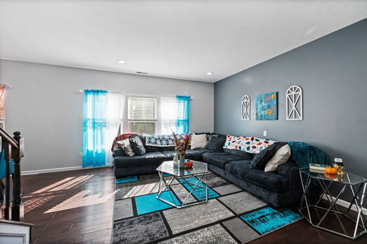 21-web-or-mls-4303 Hunting Hawk Dr (21 of 50)