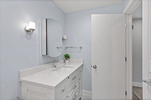 22-web-or-mls-9528 Croton (22 of 66)