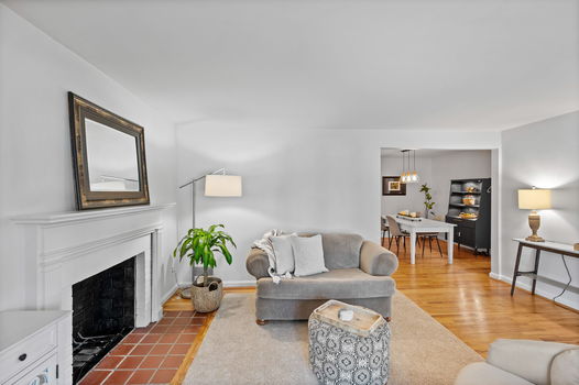 23-web-or-mls-7351 Miami Hills Dr (23 of 62)