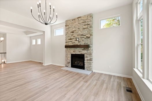 24-web-or-mls-950 Larkspur (24 of 47)