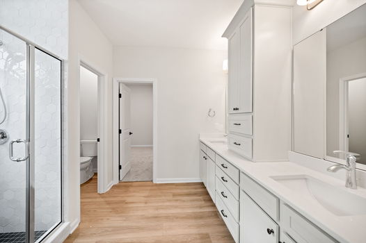 33-web-or-mls-950 Larkspur (33 of 47)