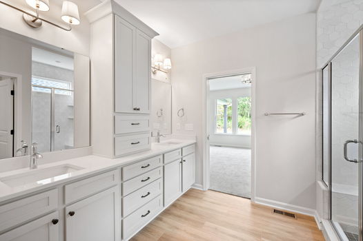 36-web-or-mls-950 Larkspur (36 of 47)