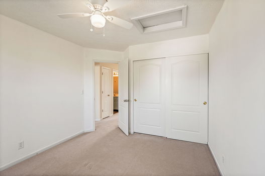 39-web-or-mls-7142 Highpoint Dr (39 of 52)