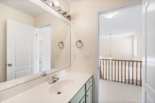 43-web-or-mls-7142 Highpoint Dr (43 of 52)