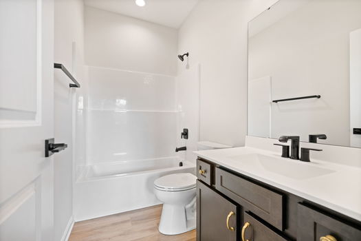 43-web-or-mls-950 Larkspur (43 of 47)