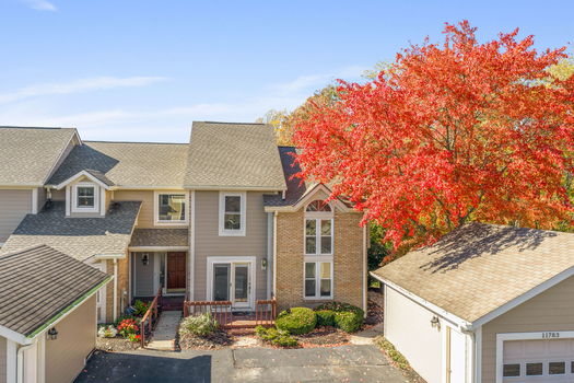 13-web-or-mls-11783 Gable Glen (13 of 57)