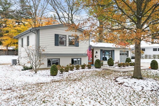 14-web-or-mls-8690 Brittany Dr (14 of 55)