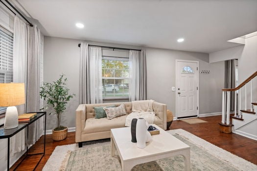 15-web-or-mls-7252 Osceola Dr (15 of 47)