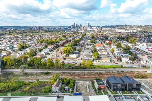 18-web-or-mls-110 W 13th St (18 of 59)