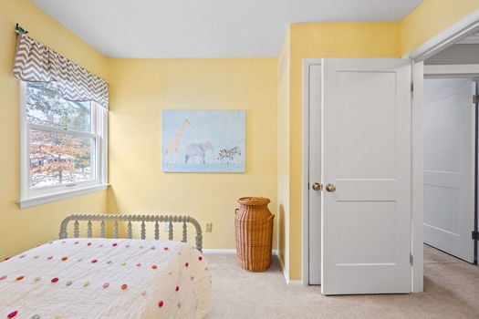 26-web-or-mls-8690 Brittany Dr (26 of 55)