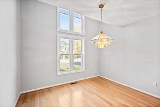 27-web-or-mls-11783 Gable Glen (27 of 57)