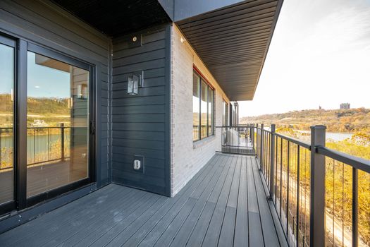 30-print-747 Manhattan Blvd Unit 303 (17 of 37)