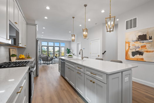 31-web-or-mls-110 W 13th St (31 of 59)