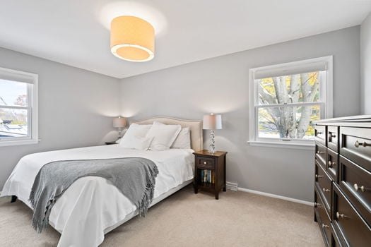 31-web-or-mls-8690 Brittany Dr (31 of 55)