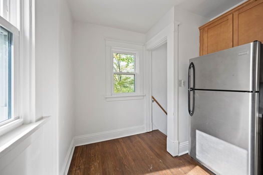 33-web-or-mls-4553 Anthony Ave (33 of 38)