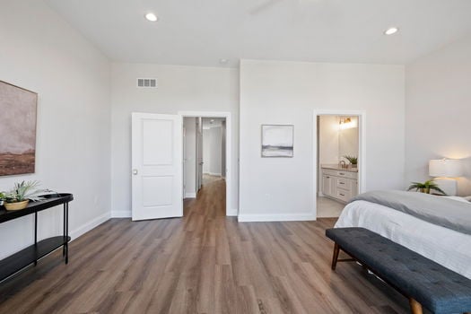 46-web-or-mls-110 W 13th St (46 of 59)