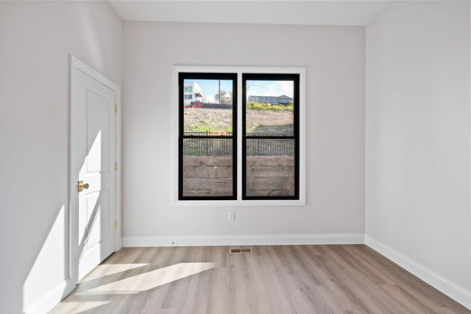 55-web-or-mls-110 W 13th St (55 of 59)