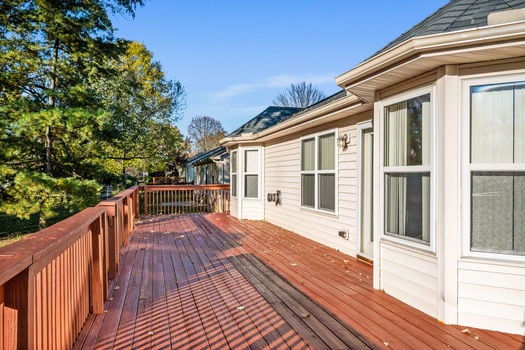 7-web-or-mls-8211 Melrose (7 of 51)