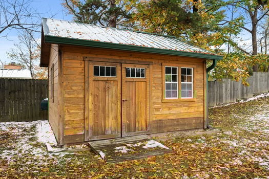 8-web-or-mls-8690 Brittany Dr (8 of 55)