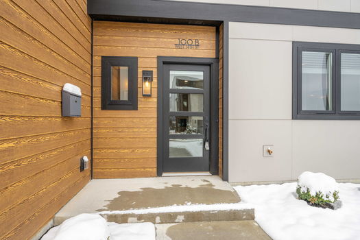 1-web-or-mls-100 W 14th St Unit B (1 of 46)