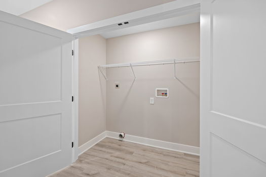 14-web-or-mls-100 W 14th St Unit B (14 of 46)