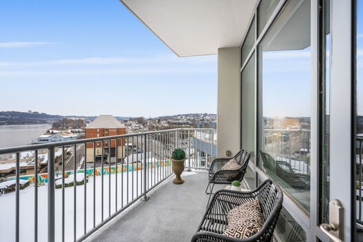 15-web-or-mls-400 Riverboat Row 705 (15 of 41)