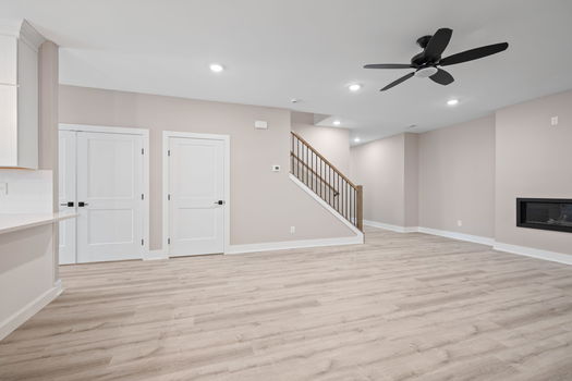 33-web-or-mls-100 W 14th St Unit B (33 of 46)