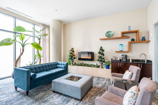 41-web-or-mls-400 Riverboat Row 705 (41 of 41)