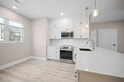 42-web-or-mls-100 W 14th St Unit B (42 of 46)