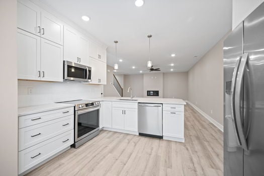 44-web-or-mls-100 W 14th St Unit B (44 of 46)