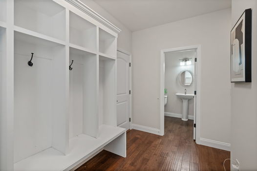 46-web-or-mls-7301 Euclid Ave (46 of 80)