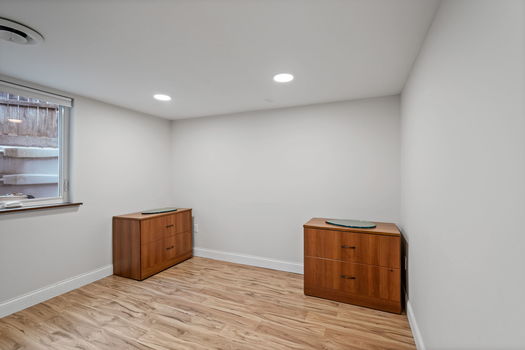 52-web-or-mls-1225 Dean (52 of 56)