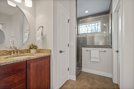 55-web-or-mls-7301 Euclid Ave (55 of 80)