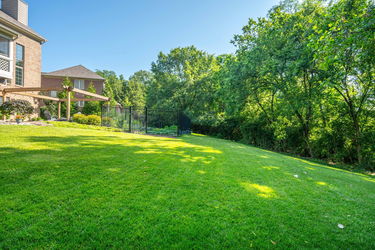 10-web-or-mls-7097 Shawnee Hills Dr (10 of 33)