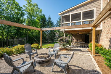 17-web-or-mls-7097 Shawnee Hills Dr (17 of 33)