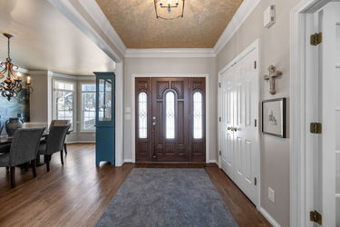 19-web-or-mls-7097 Shawnee Hills Dr (19 of 81)