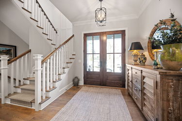 23-web-or-mls-2595 Perkins Ln (23 of 95)