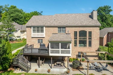 25-web-or-mls-7097 Shawnee Hills Dr (25 of 33)