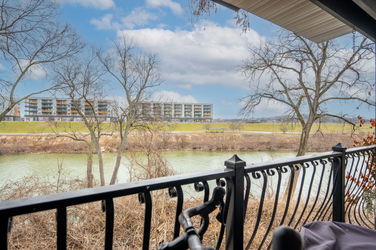 26-web-or-mls-116 Shelby (26 of 82)