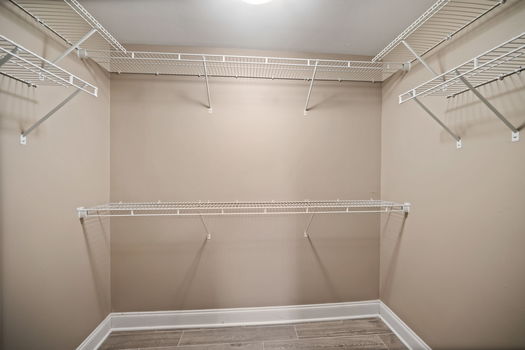 26-web-or-mls-170 Lodewood Dr (26 of 50)