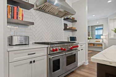 32-web-or-mls-3443 Ault View Ave (32 of 71)