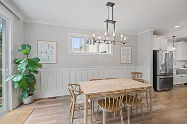 35-web-or-mls-3443 Ault View Ave (35 of 71)