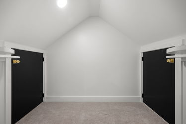 41-web-or-mls-7025 Wallace Ave (41 of 72)