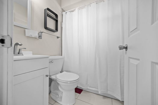 43-web-or-mls-6097 W Fordham Pl (43 of 47)