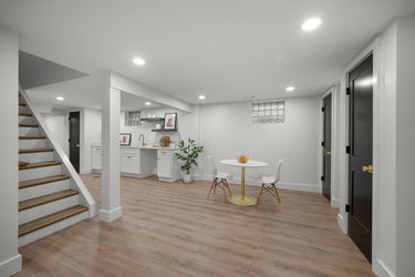 43-web-or-mls-7025 Wallace Ave (43 of 72)