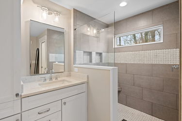 54-web-or-mls-3443 Ault View Ave (54 of 71)