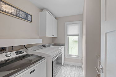 57-web-or-mls-3443 Ault View Ave (57 of 71)