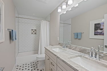 58-web-or-mls-3443 Ault View Ave (58 of 71)